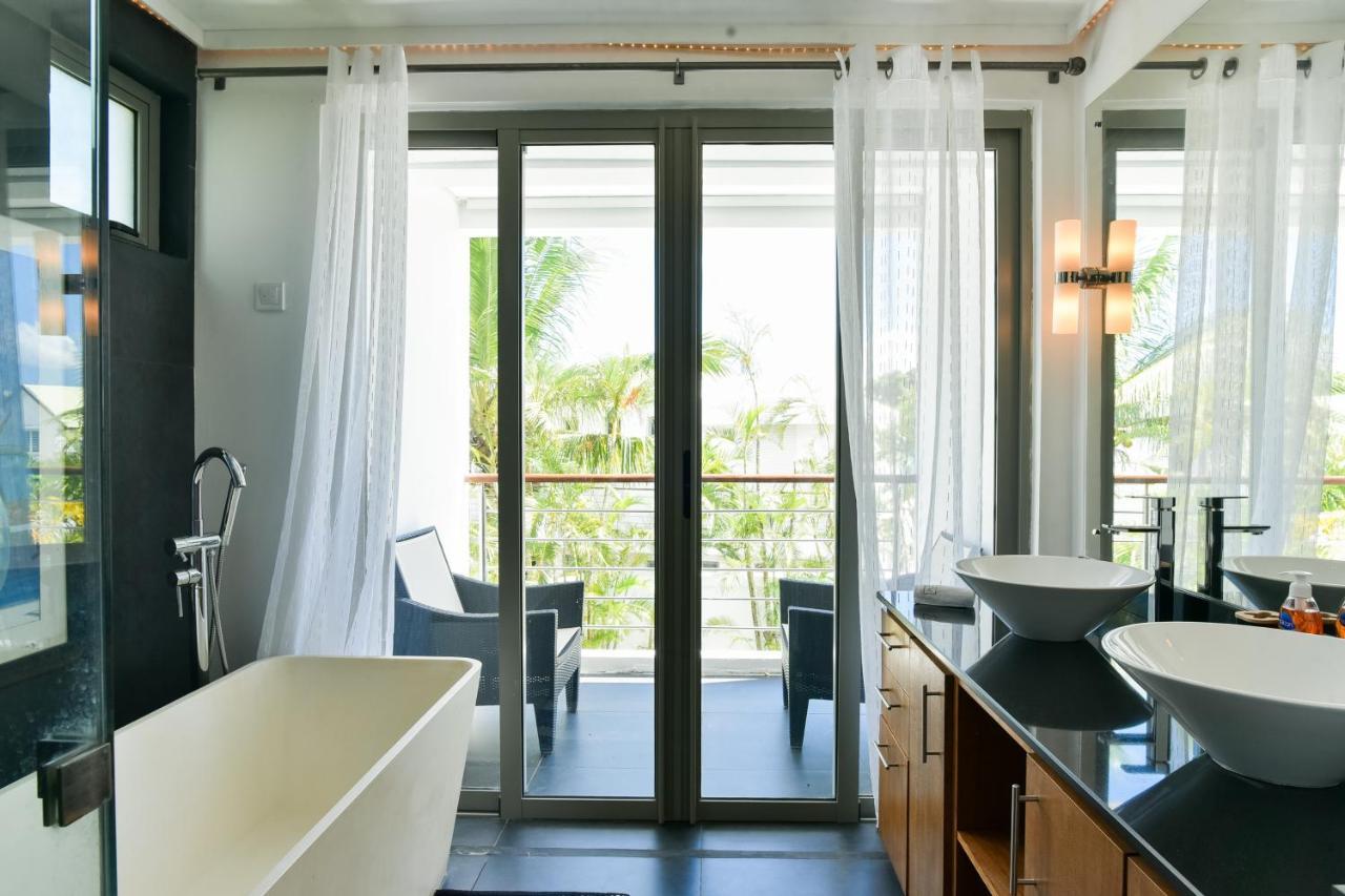 Villa Horizon By Dream Escapes, Beachfront Villa Пуант-о-Канноньер Экстерьер фото